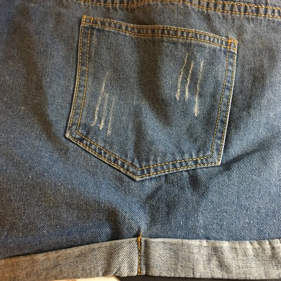 CICHIC Distressed Denim Maternity Shorts NEW WITH TAG! - Picture 4 of 8